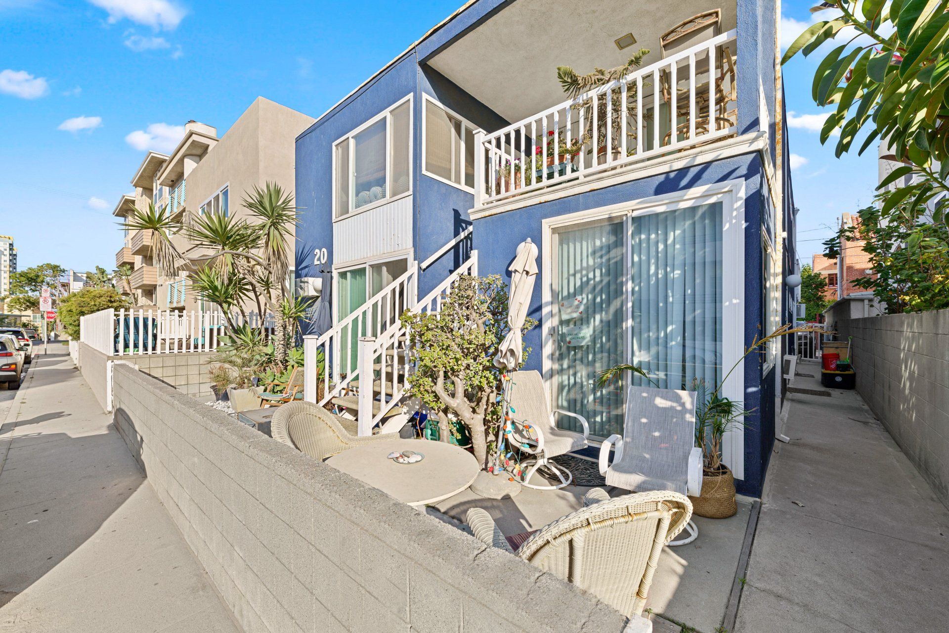 Driftwood Apartment blue exterior