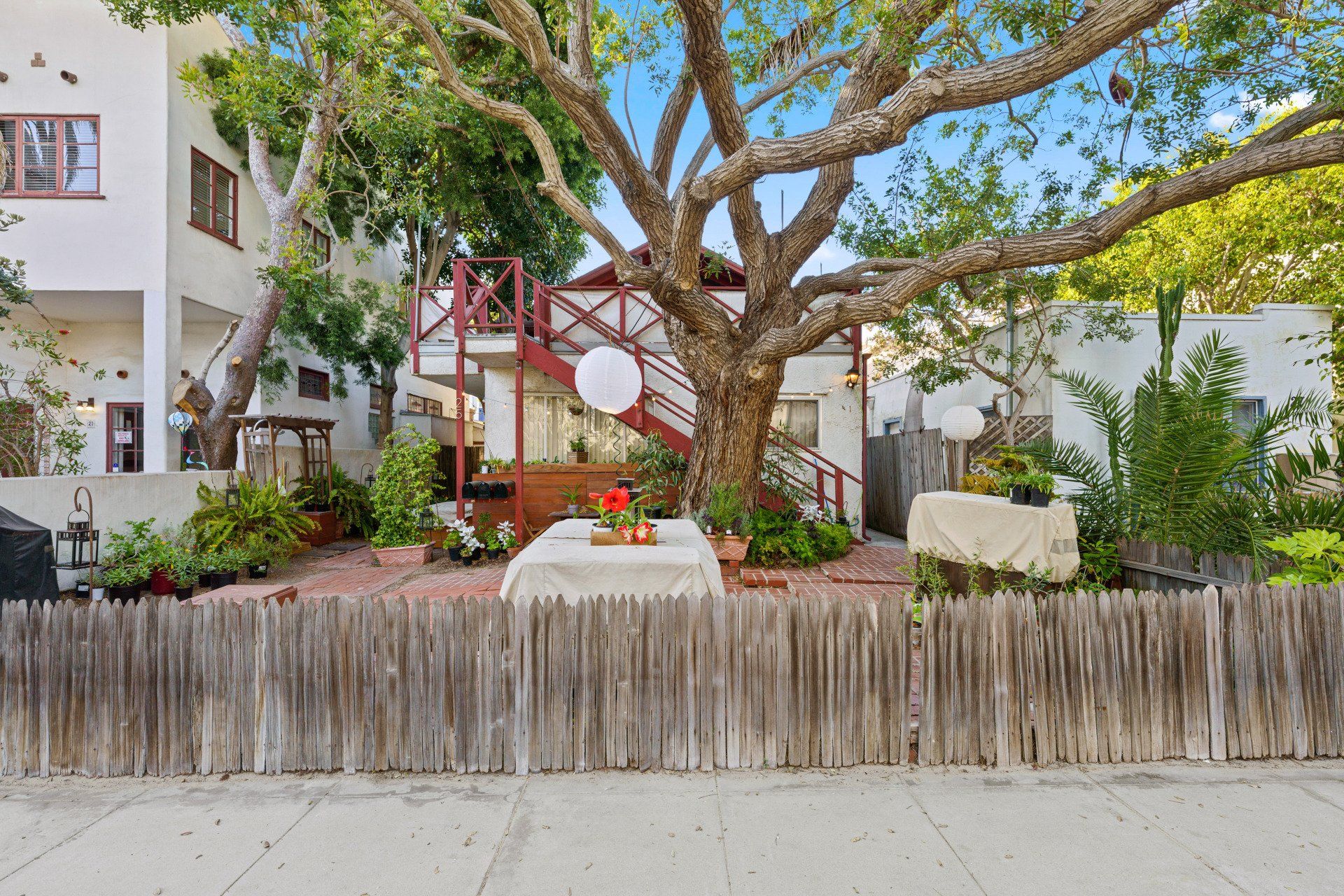 25 Eastwind St Apartments