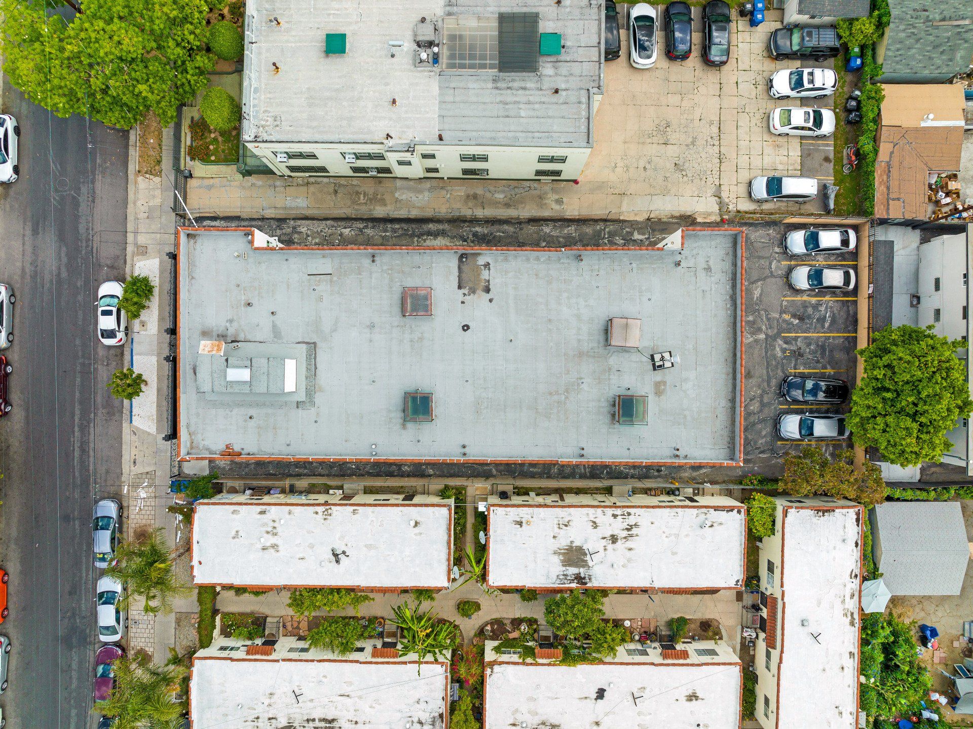 4440 Burns Ave Roof