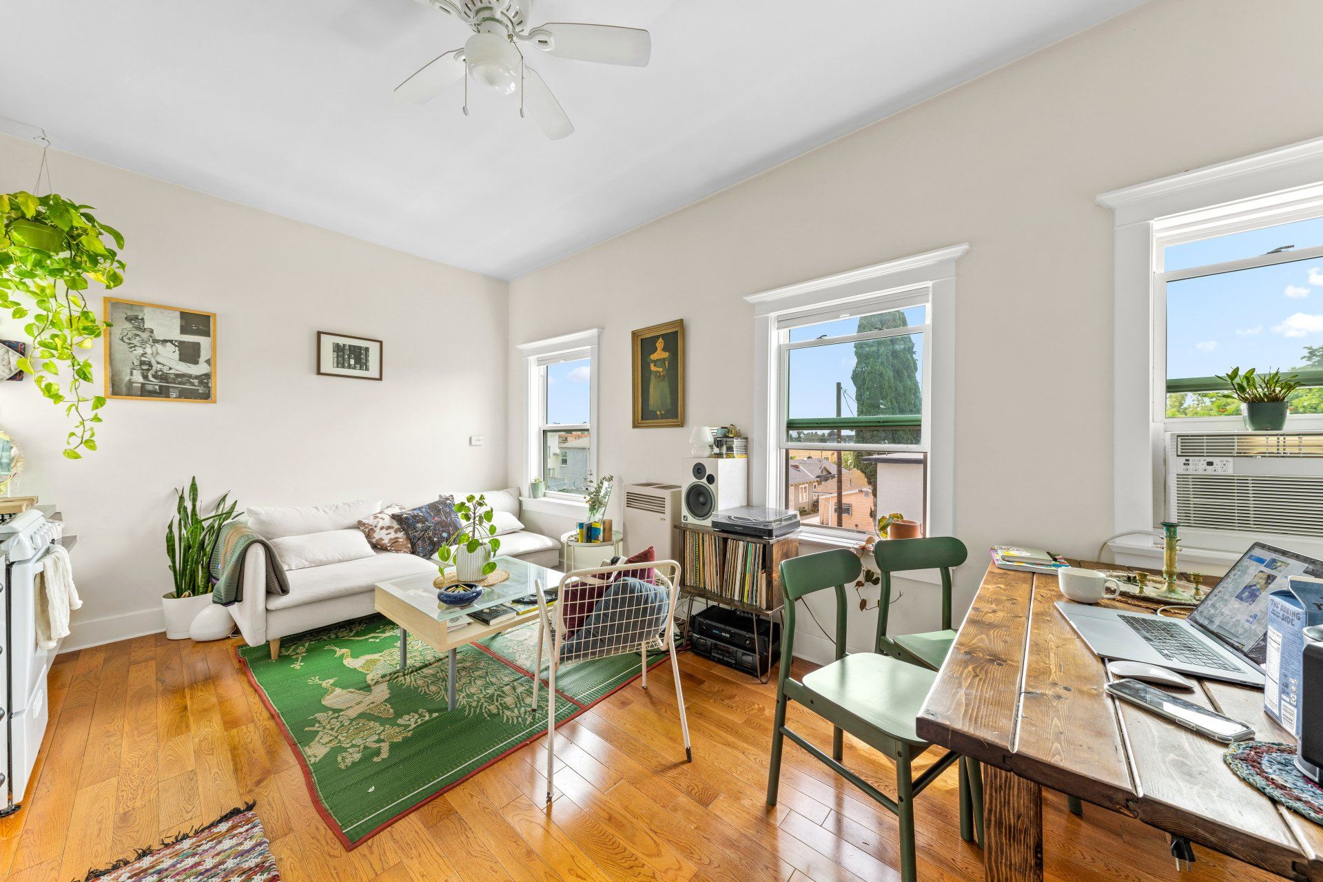 4440 Burns Ave Apartments Studio
