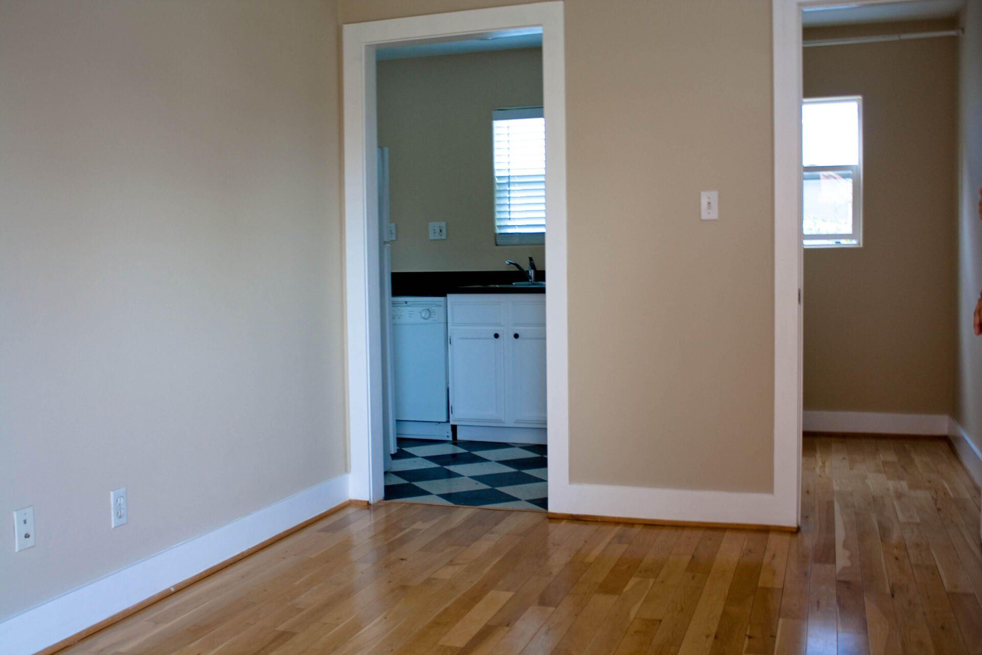 Entrance to Kitchen