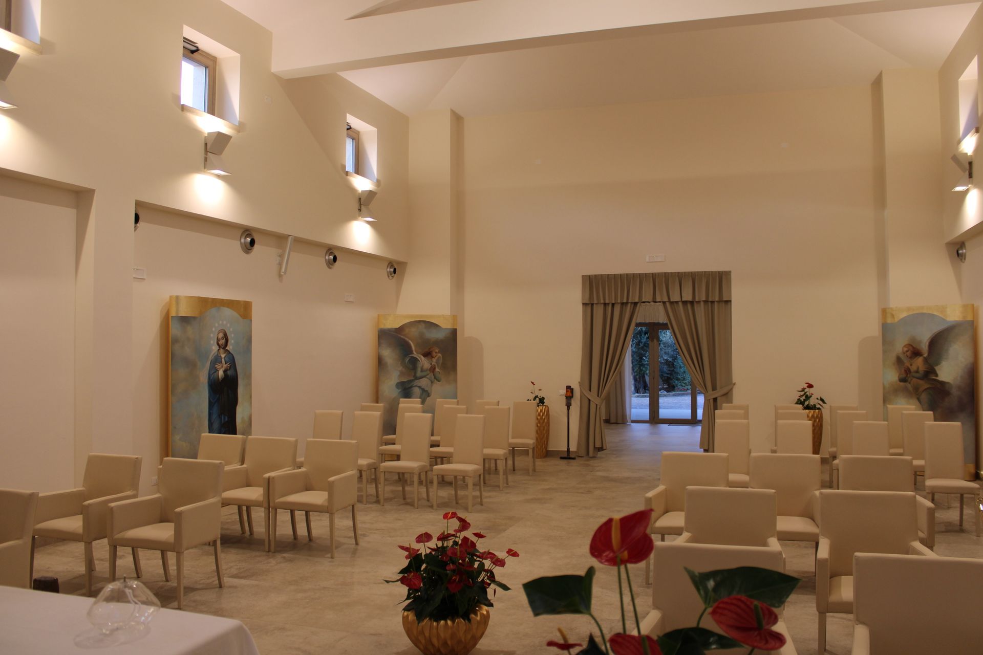 interno casa del commiato
