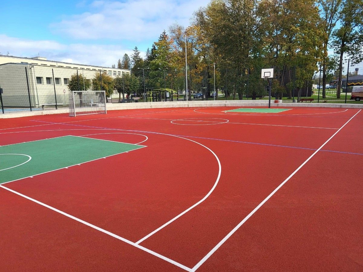 Multifunkcionālais sporta segums 