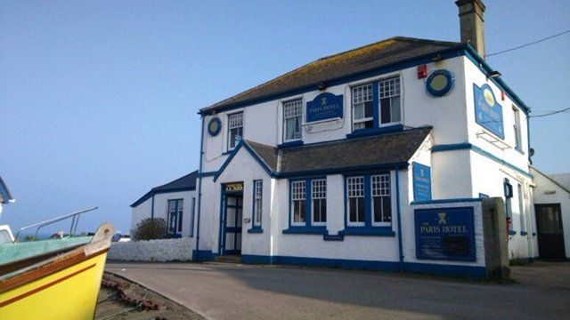 The Paris Pub Coverack Lizard Peninsula