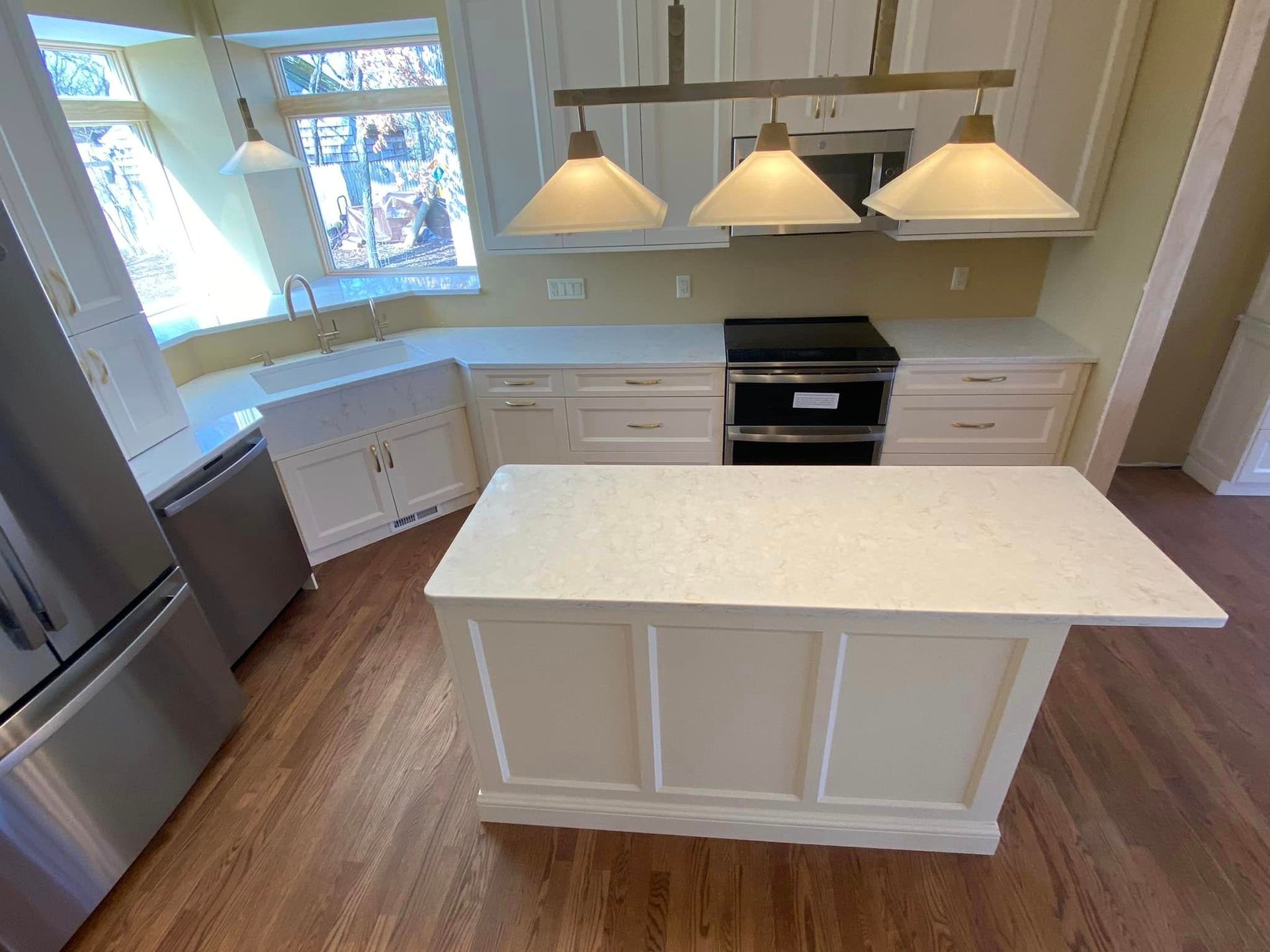 A & R Home Services remodel large kitchen island