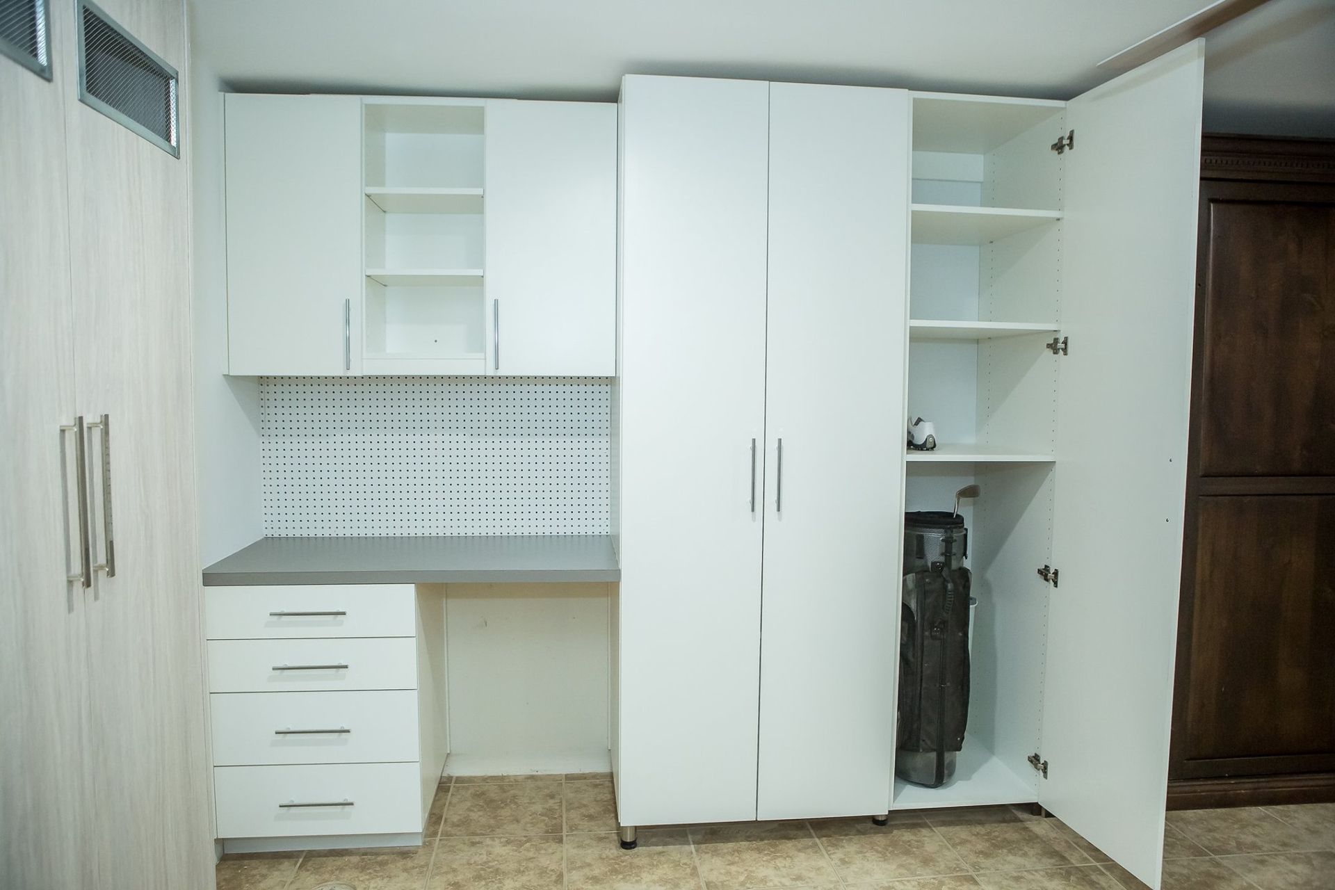 Custom Design Closets – Palm Desert, CA – Closets La Quinta & Cabinetry