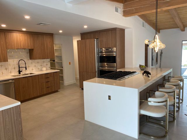 Modern Kitchen Remodel by Closet La Quinta Cabinetry — Project 1 project photo 3