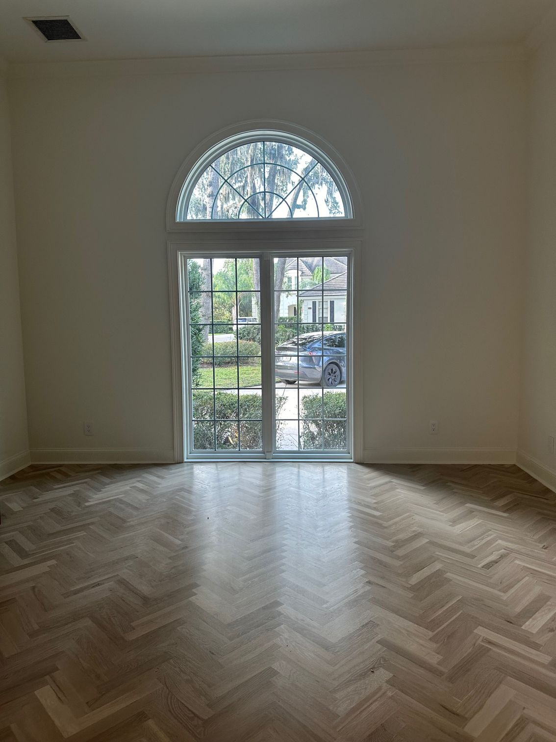 SLIDING GLASS DOORS
