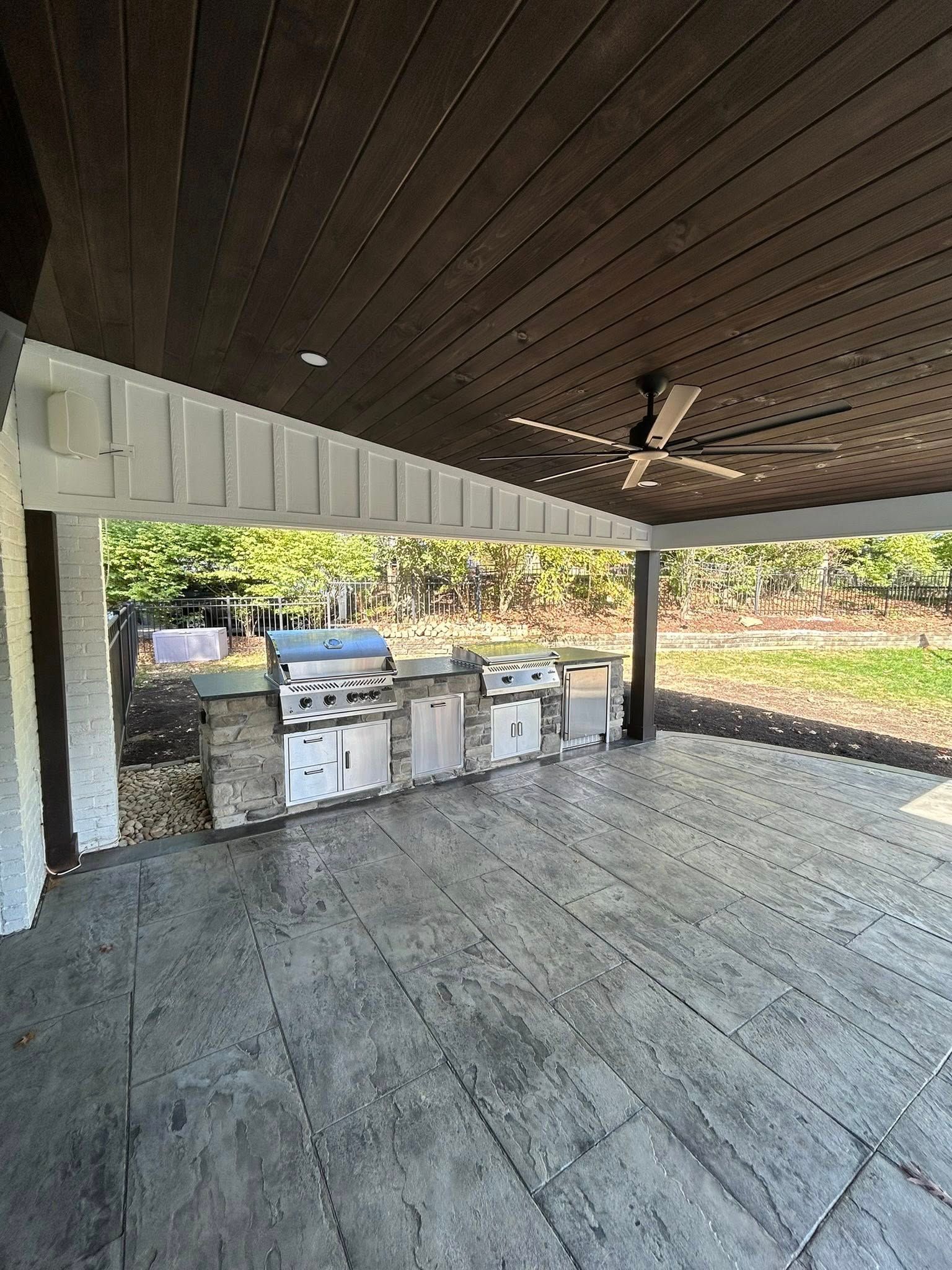Custom Outdoor Kitchens