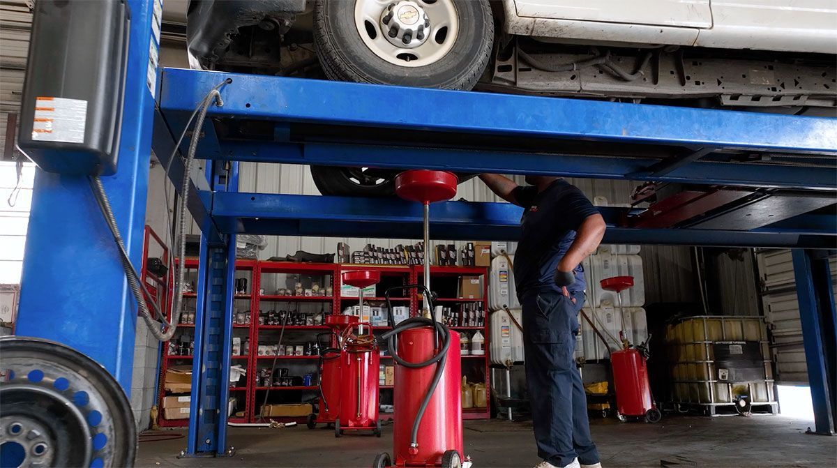 Motor oil used for oil change service at Big 10 Tire Pros