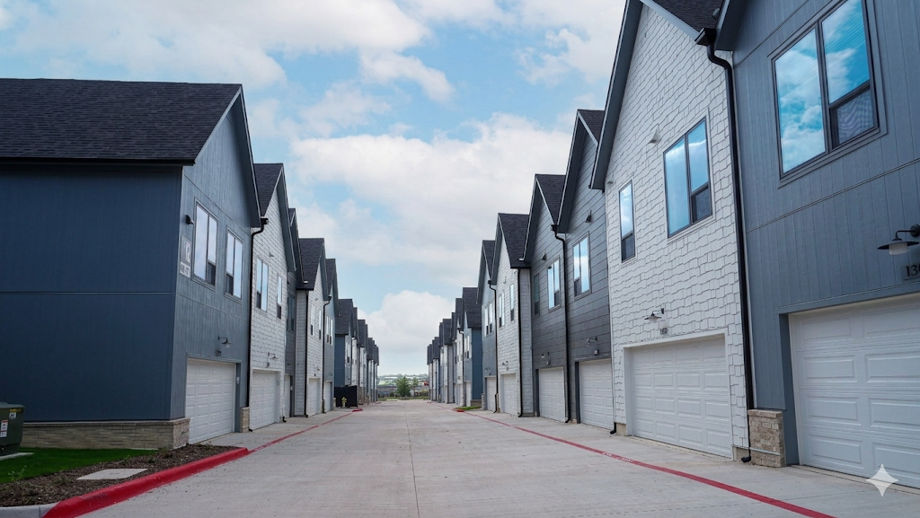 Crestview Townhomes exterior rendering view - Allen, TX