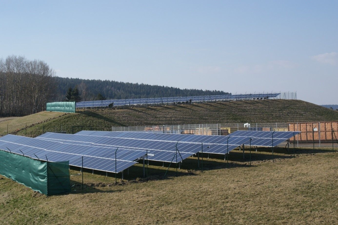 Freiflächenanlage, Deponie, Marktredwitz, Bayeern, Solaranlage, s&z Energiesysteme, Zitzmann, Green energy Investment Group