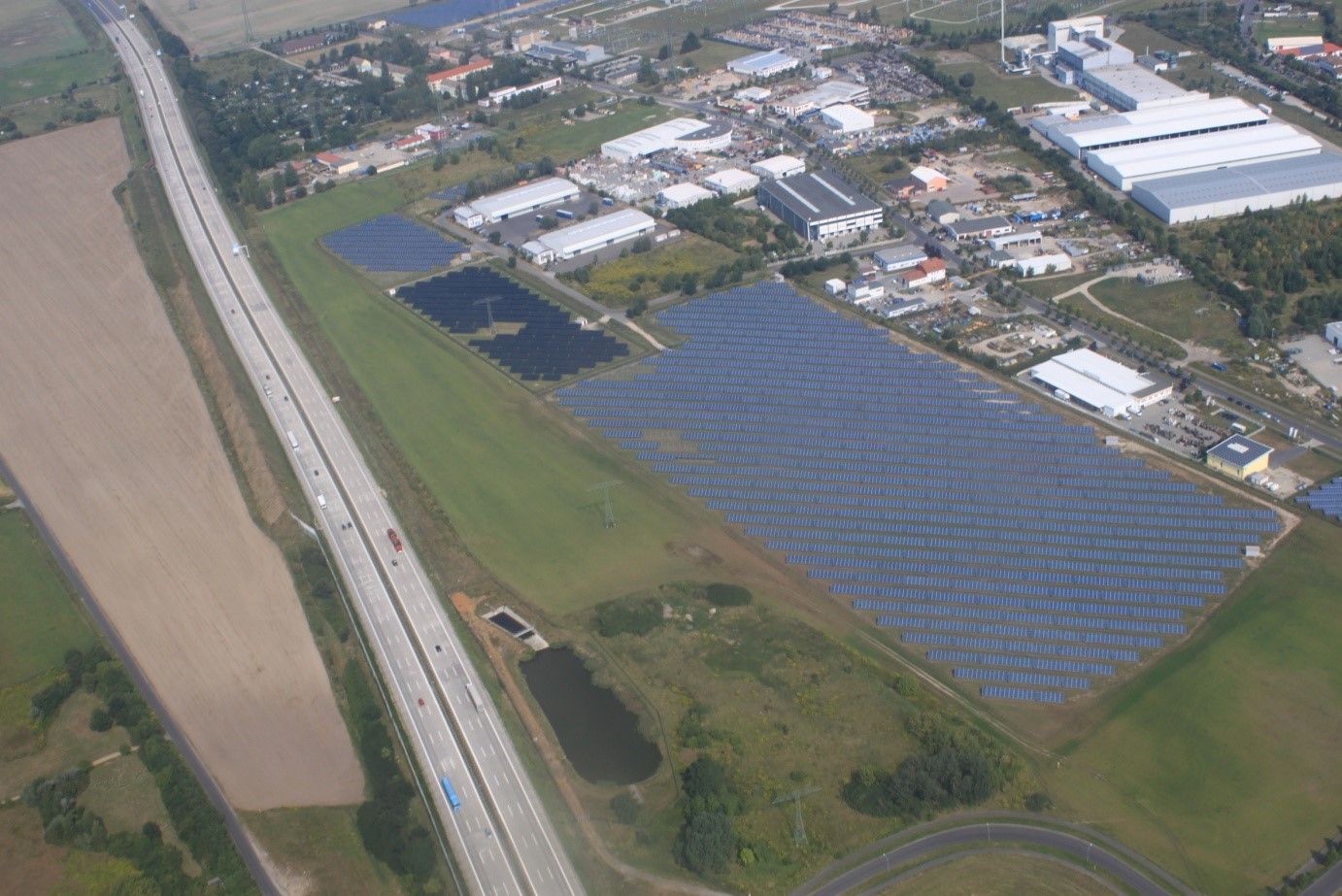 Freiflächenanlage Neuenhagen, Neuenhagen, Brandenburg; 7,2 MW, Solaranlage, s&z Energiesysteme, Zitzmann, GEIG, Referenz