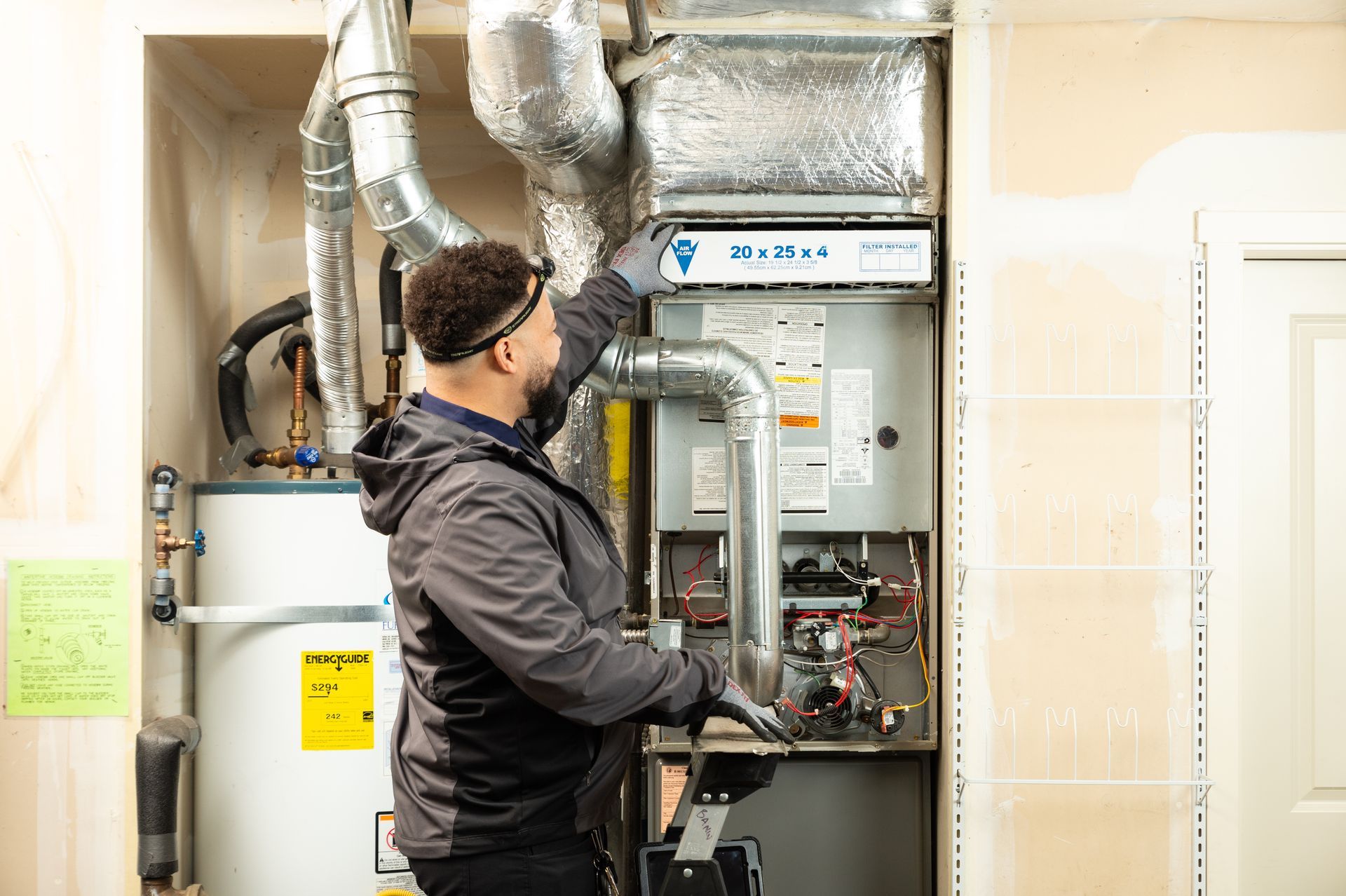 heat pump replacement Everett