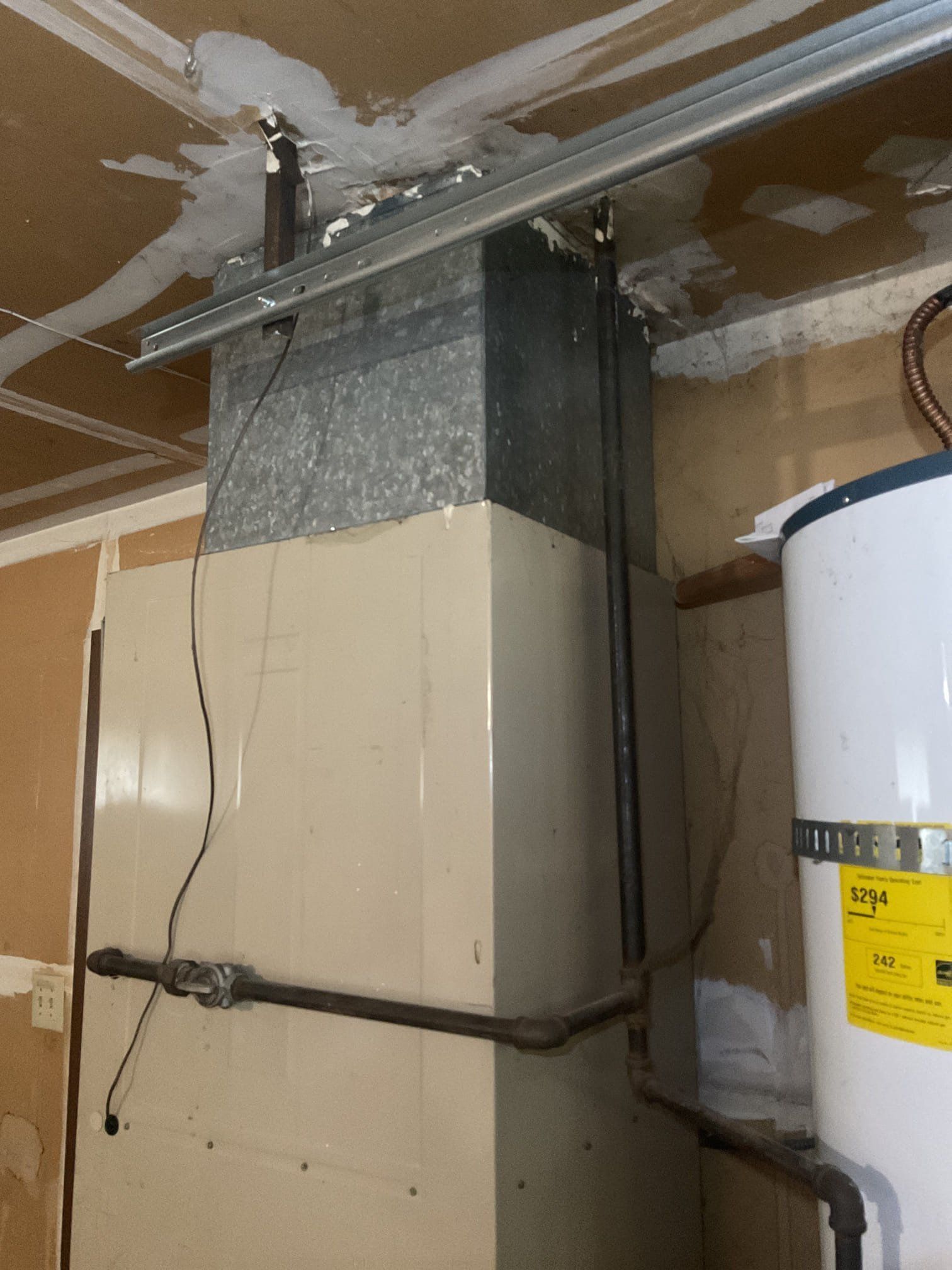 Heat pump refrigerant line repair Everett