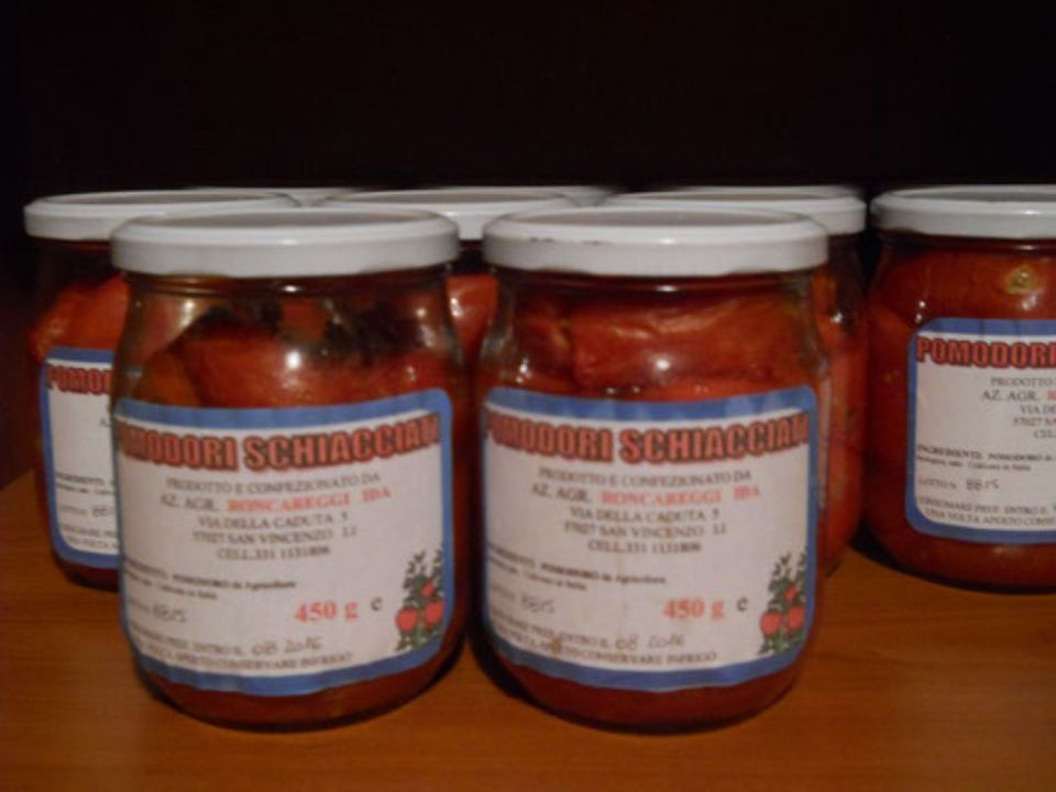 Vendita pomodori schiacciati