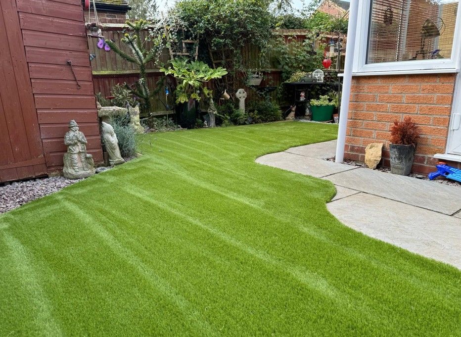 fake artificial lawn in Woodston