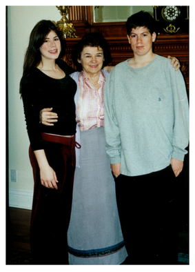 283_Clara_and_kids
