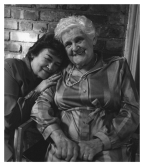 288_Clara_and_mom
