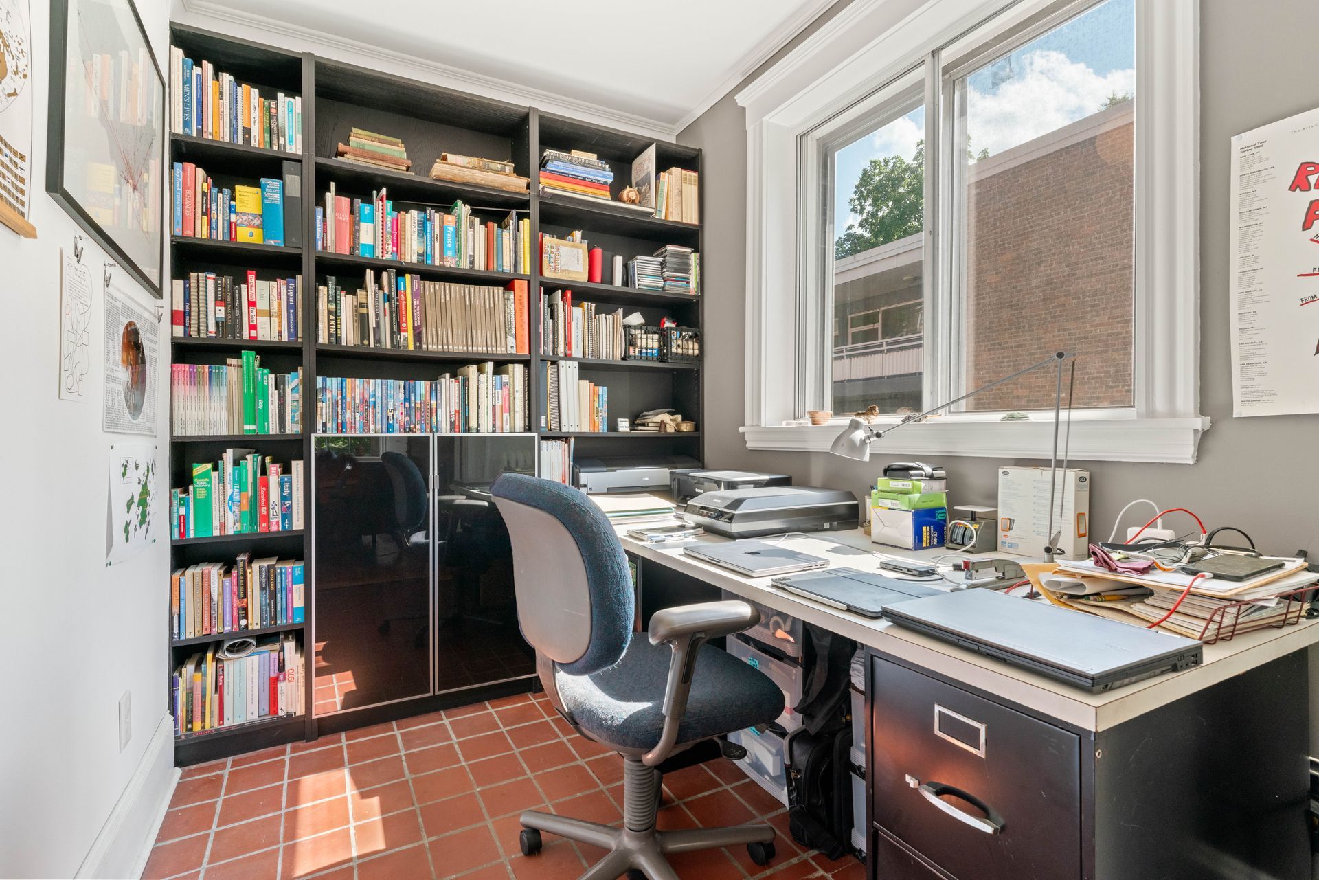 2nd bedroom or office/den