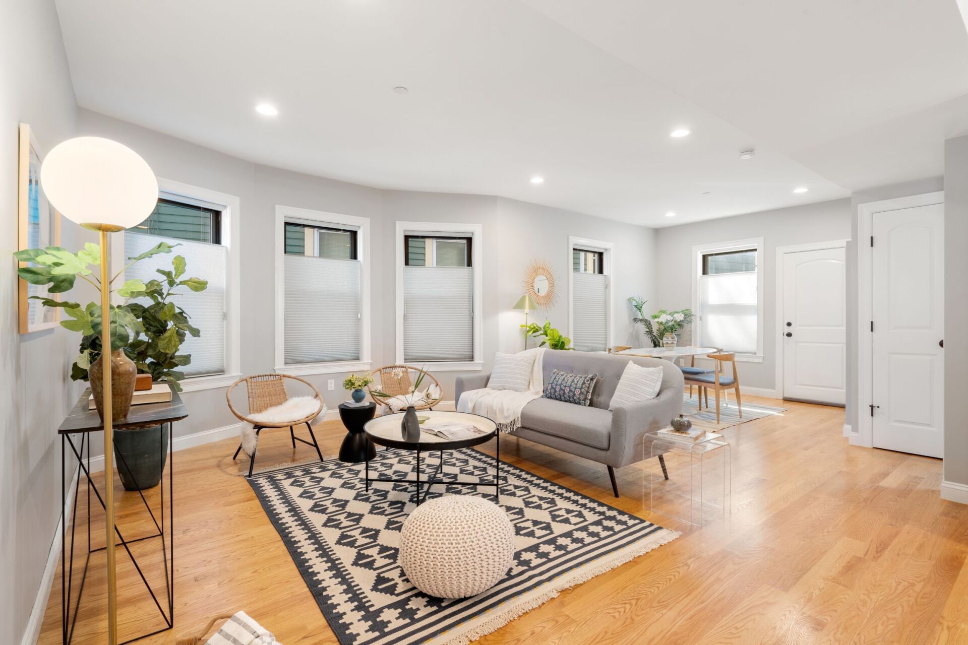 286 Summer St interior living room photo