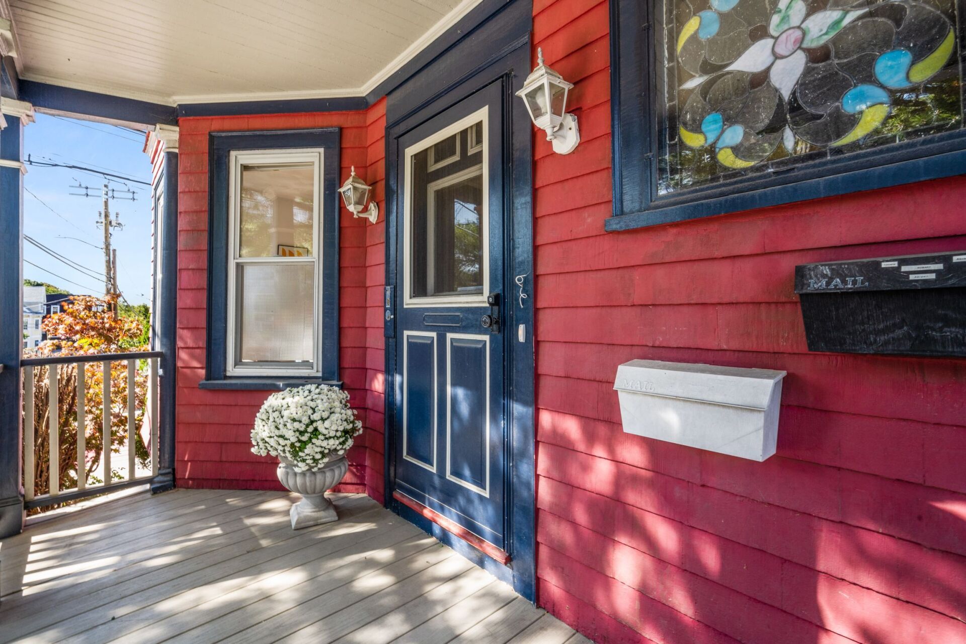 291 Summer Street exterior front porch photo