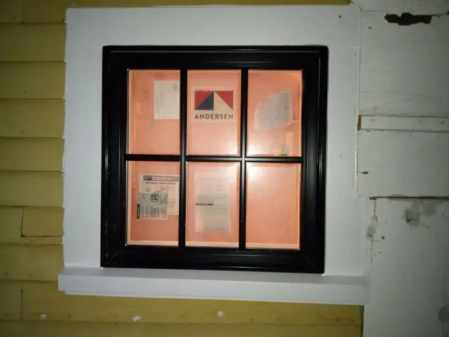 This home in Bath, Mane has new windows installed by Maine Window & Doors.