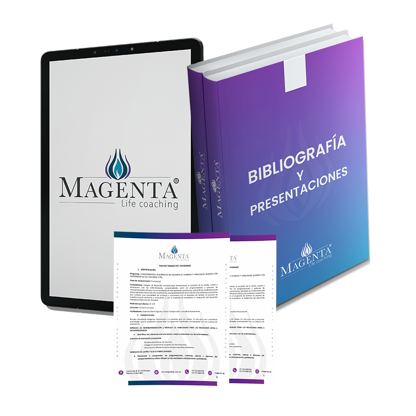 Tableta, libro y papeles con el logo de Magenta Coaching sobre fondo blanco con degradado morado y azul.