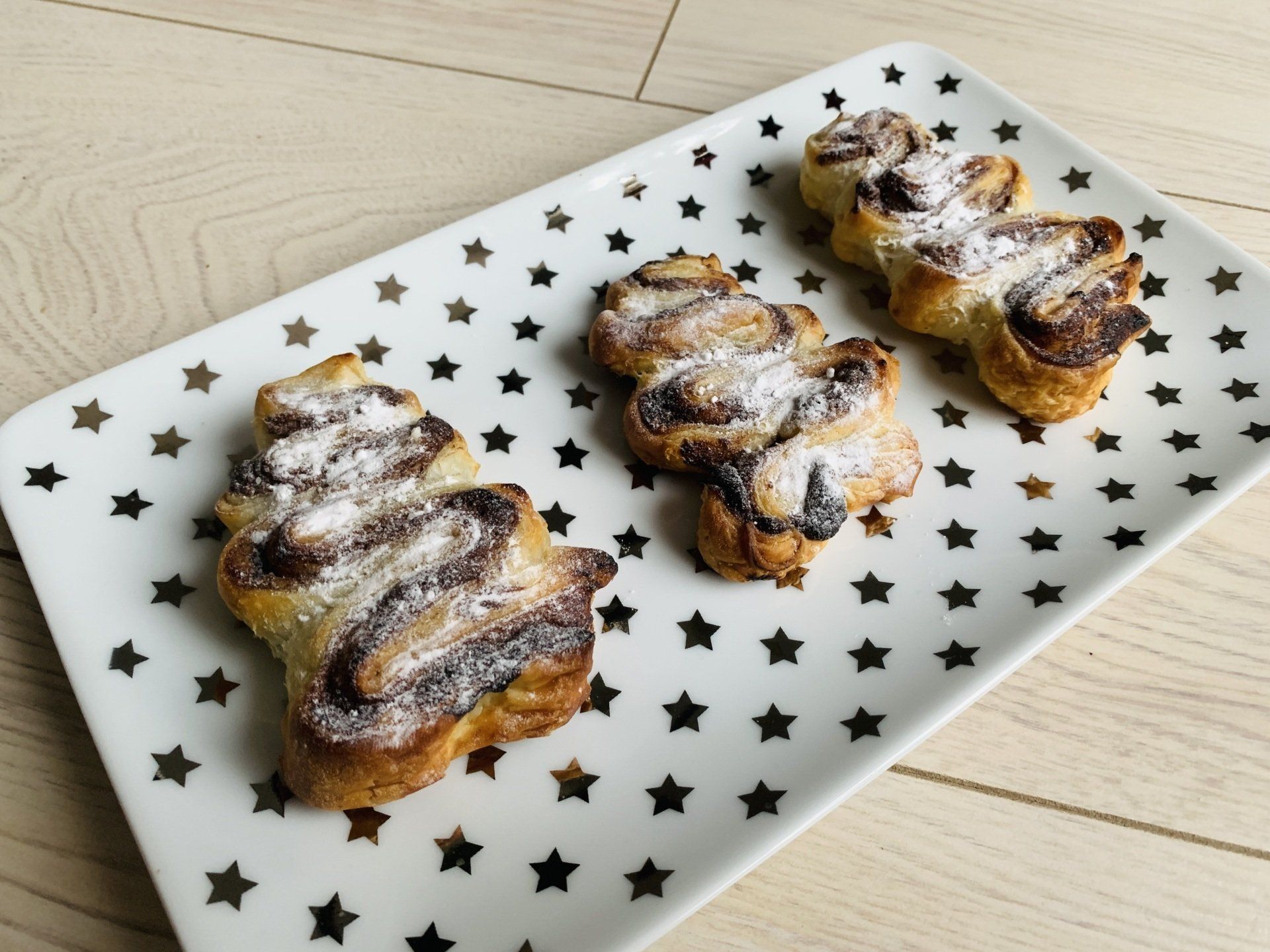 Recept; Bladerdeeg kerstbomen met Nutella