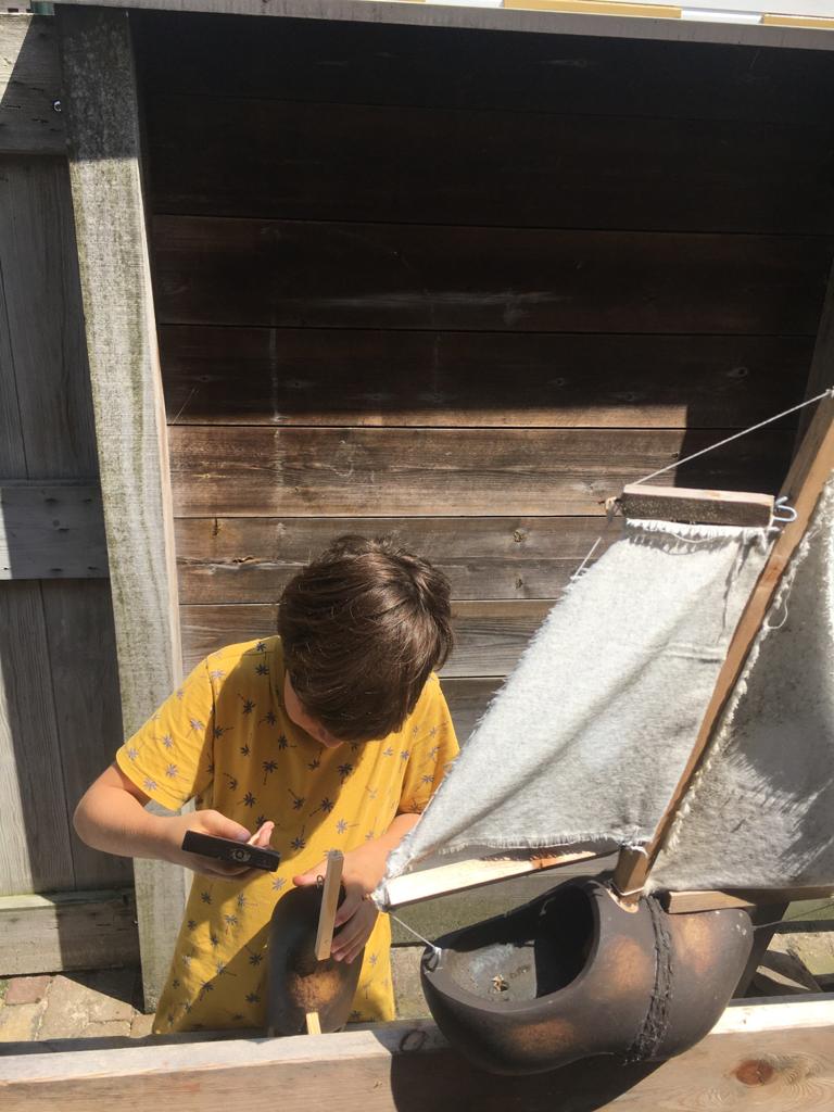 Klompboot maken zuiderzeemuseum