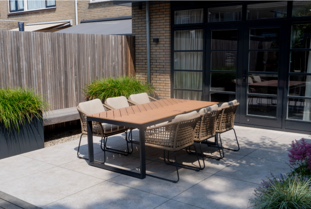 Optimaal genieten en dineren in je tuin? Zo doe je dat!

