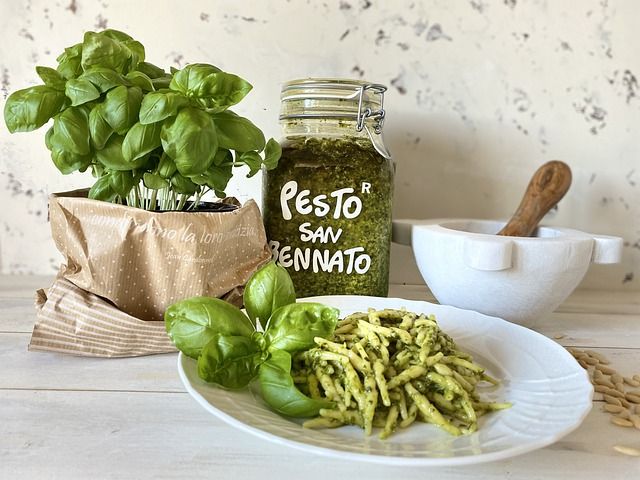 Weekmenu; Lasagne, Geroosterde groenten en pasta pesto