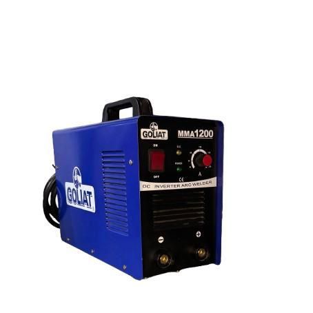 Máquina de soldar GOLIA MMA1200 azul y negra con mango, controles y ventilaciones sobre fondo blanco.