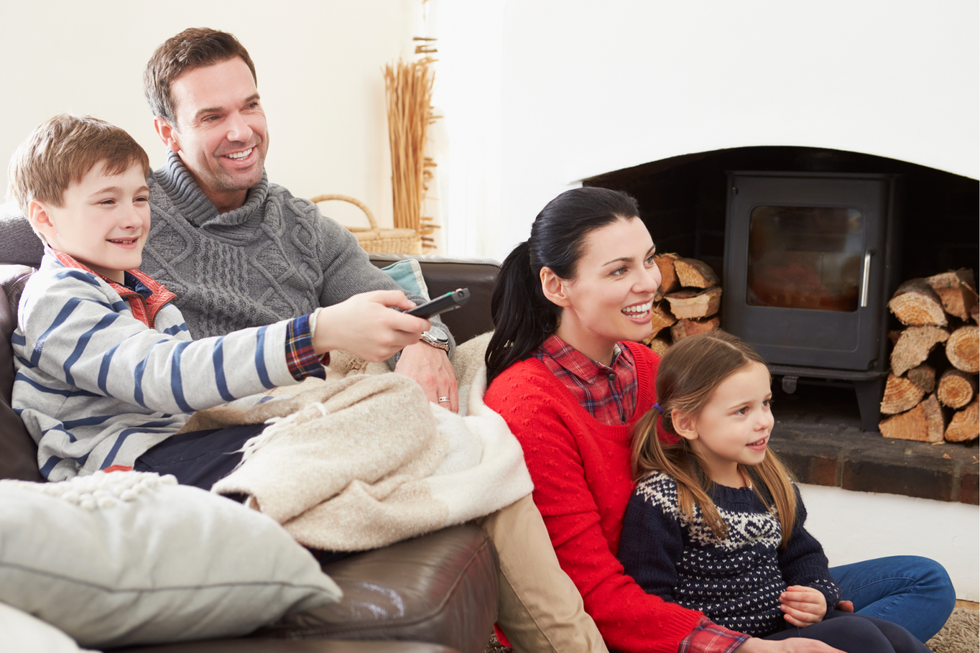 Benefits of getting organized. Decluttered homes and family productivity
