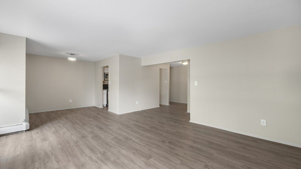 Harvard House Apartments