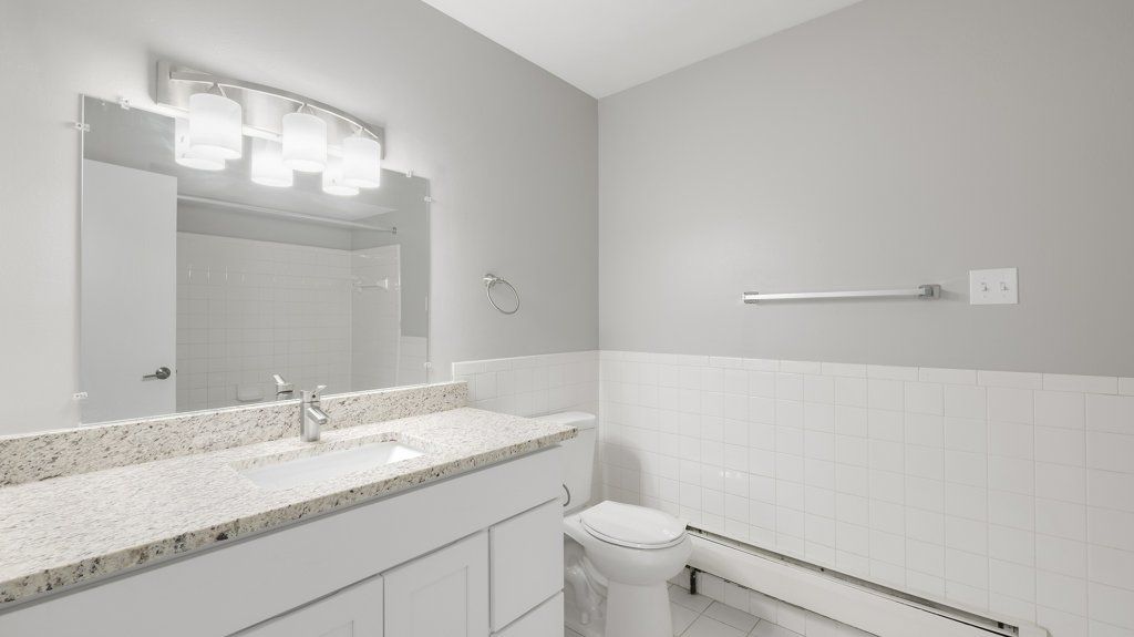 Harvard House Apartments