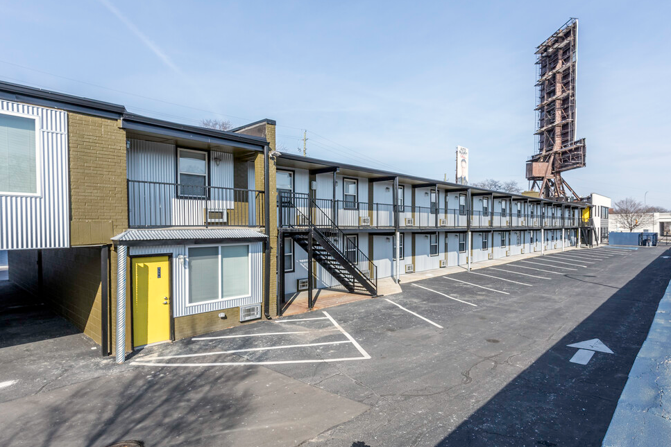 Ferndale Flats on Woodward