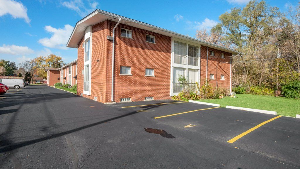 Galpin Apartments - Image 15
