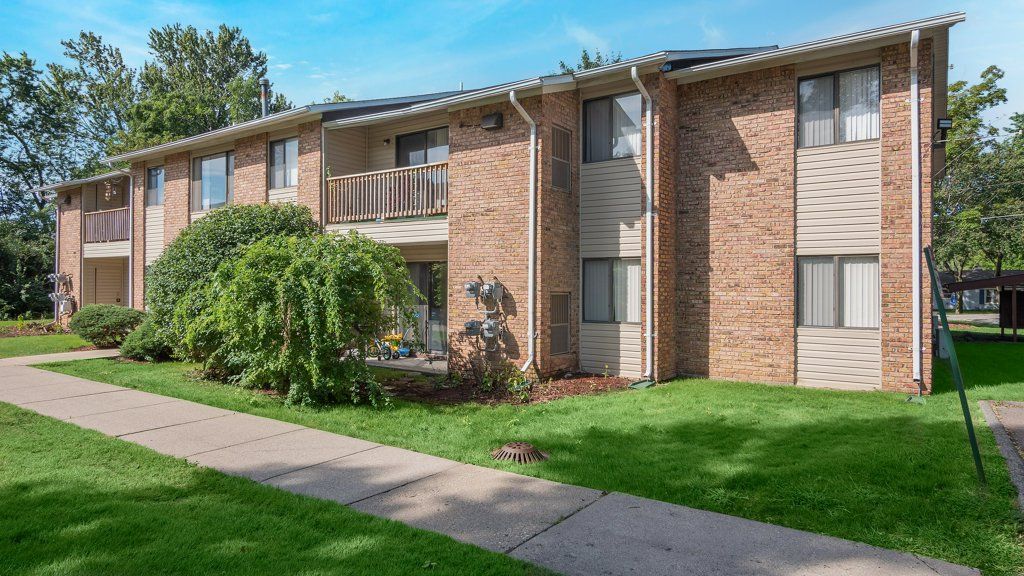 Woodhues Apartments - Image 3