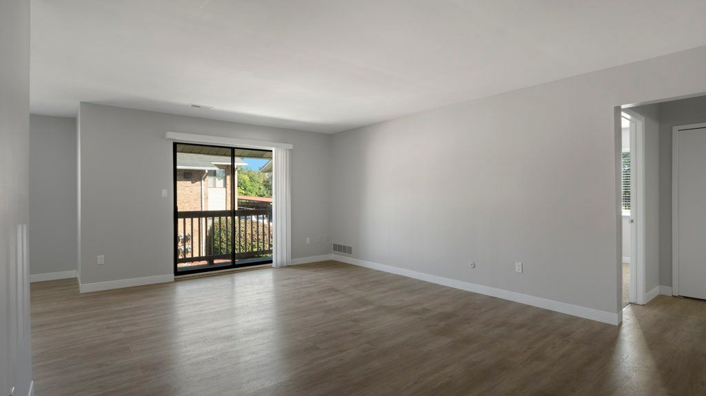 Woodhues Apartments - Image 3