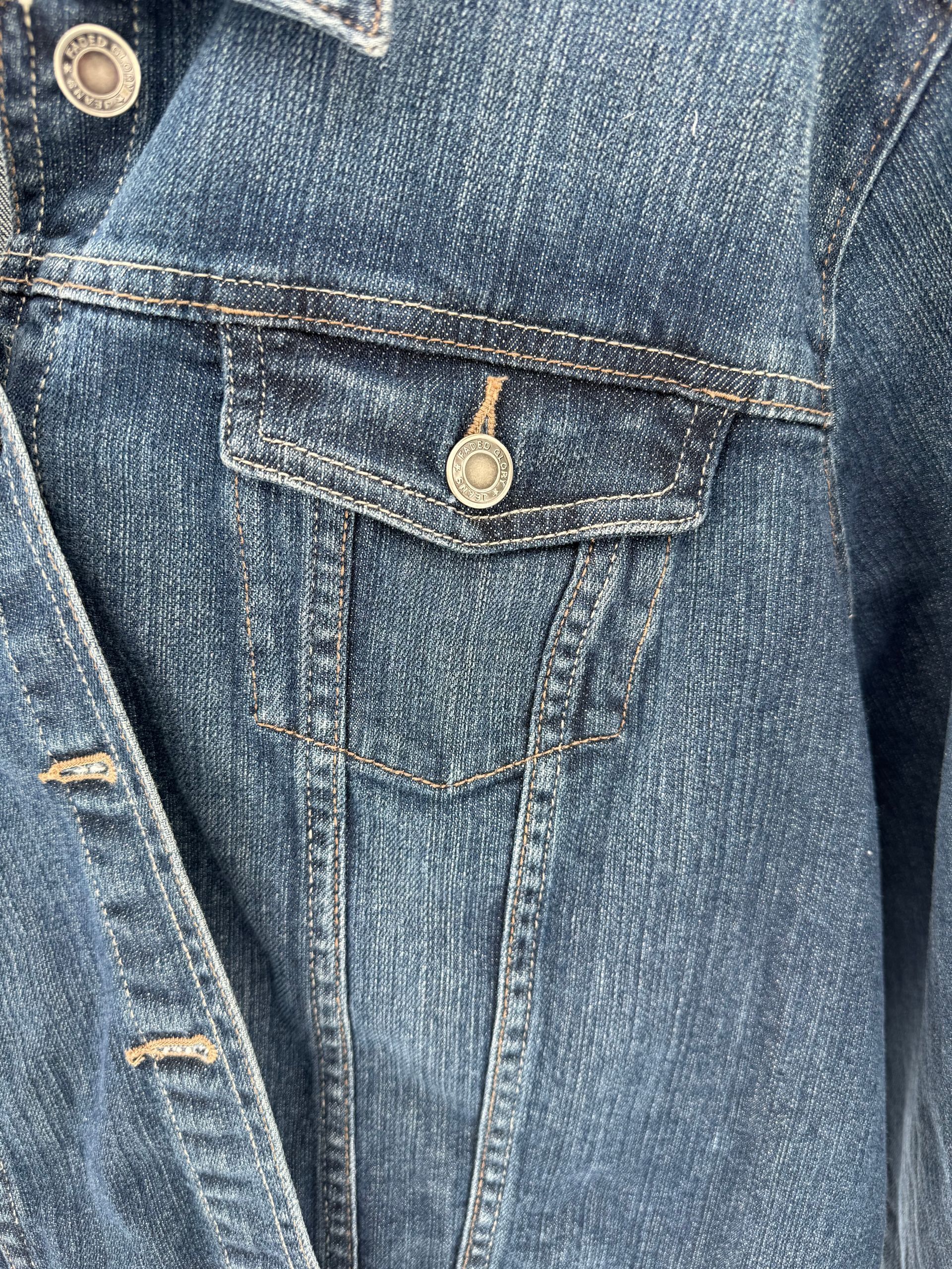 Two Blossom pocket