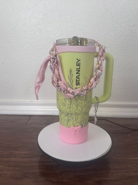 Stanley 30 oz Yellow Flower themed Tumbler