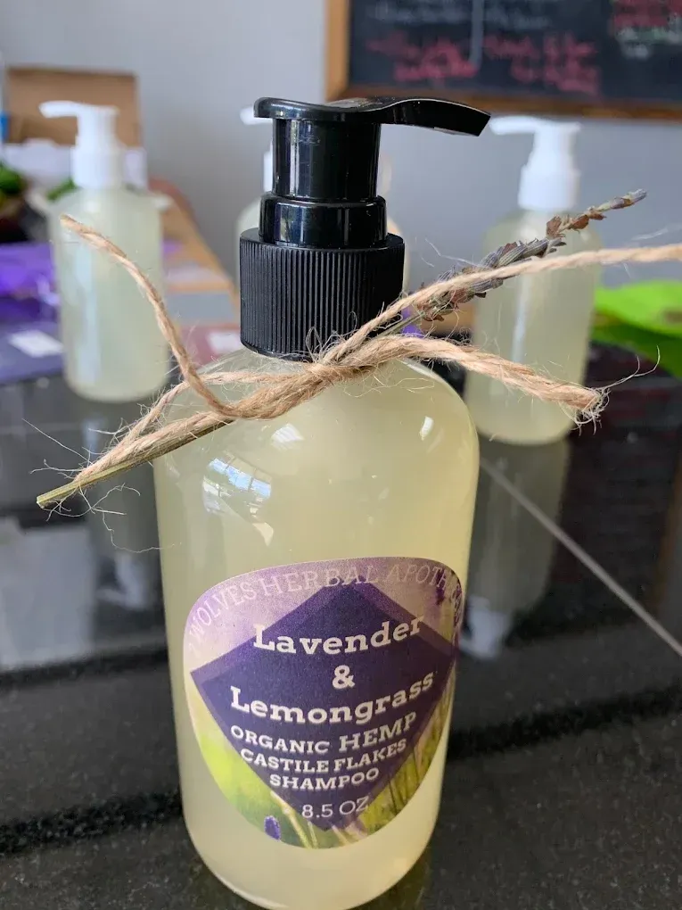 Lavender and lemongrass liquid soap in a pump bottle tied with twine on a countertop Lavender and lemongrass liquid soap in a pump bottle tied with twine on a countertop