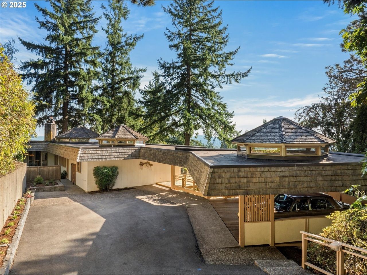 The Carousel House: Where Architecture, Landscape, and Legacy Converge