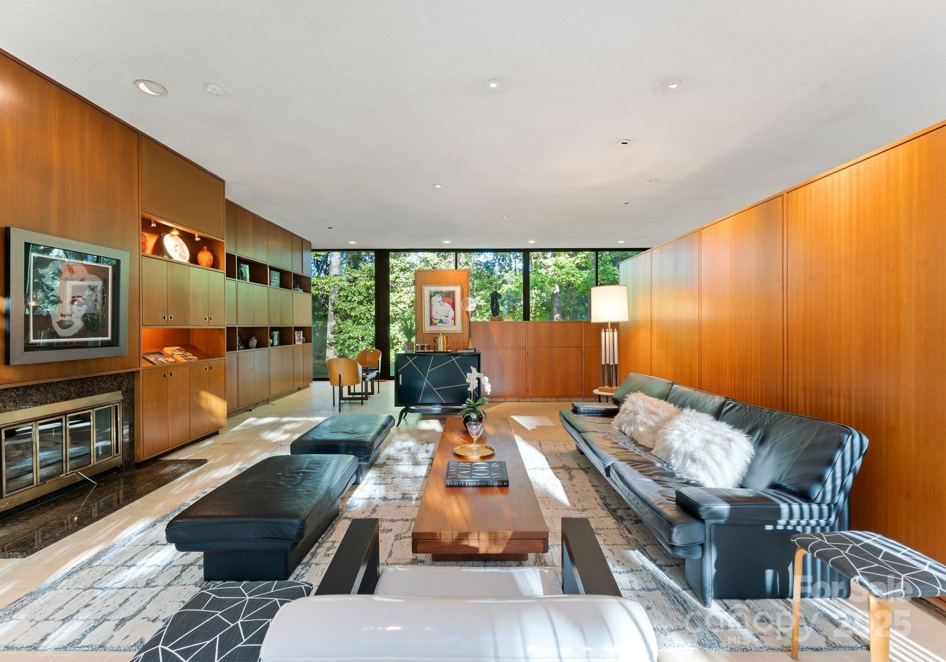 The Bates Glass House: A Mid-Century Modern Jewel
