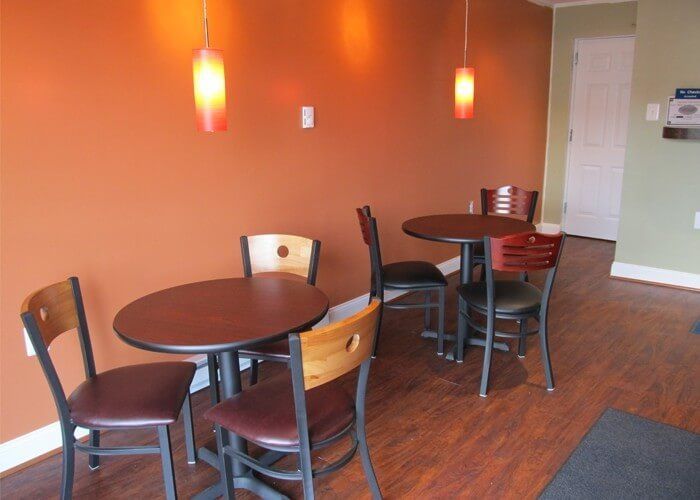 Dinning Place at Maryland Auto & Truck Repair - Glen Burnie Auto Repair