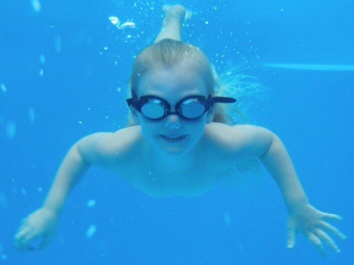 Kid Under Water Pool Kid Under Water Pool-Swim School In Valentine, NSW