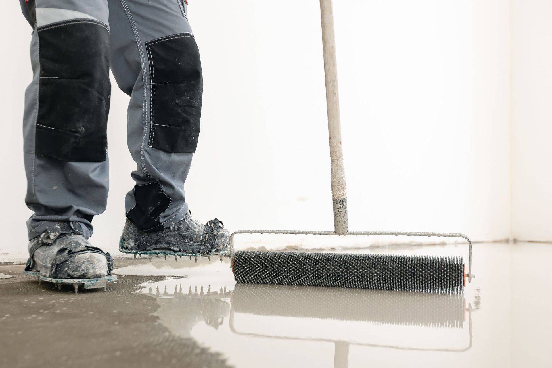 new screed concrete mixture cement leveling
