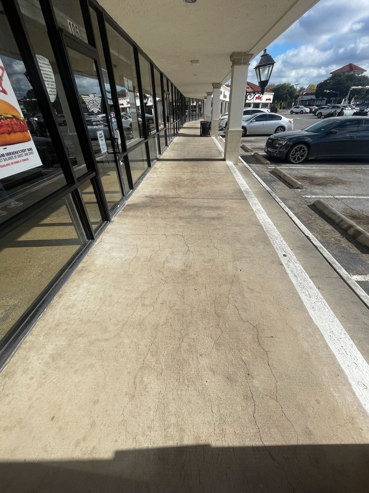 Commercial Walkway – Fort Worth, TX – Dorsal Professional Services
