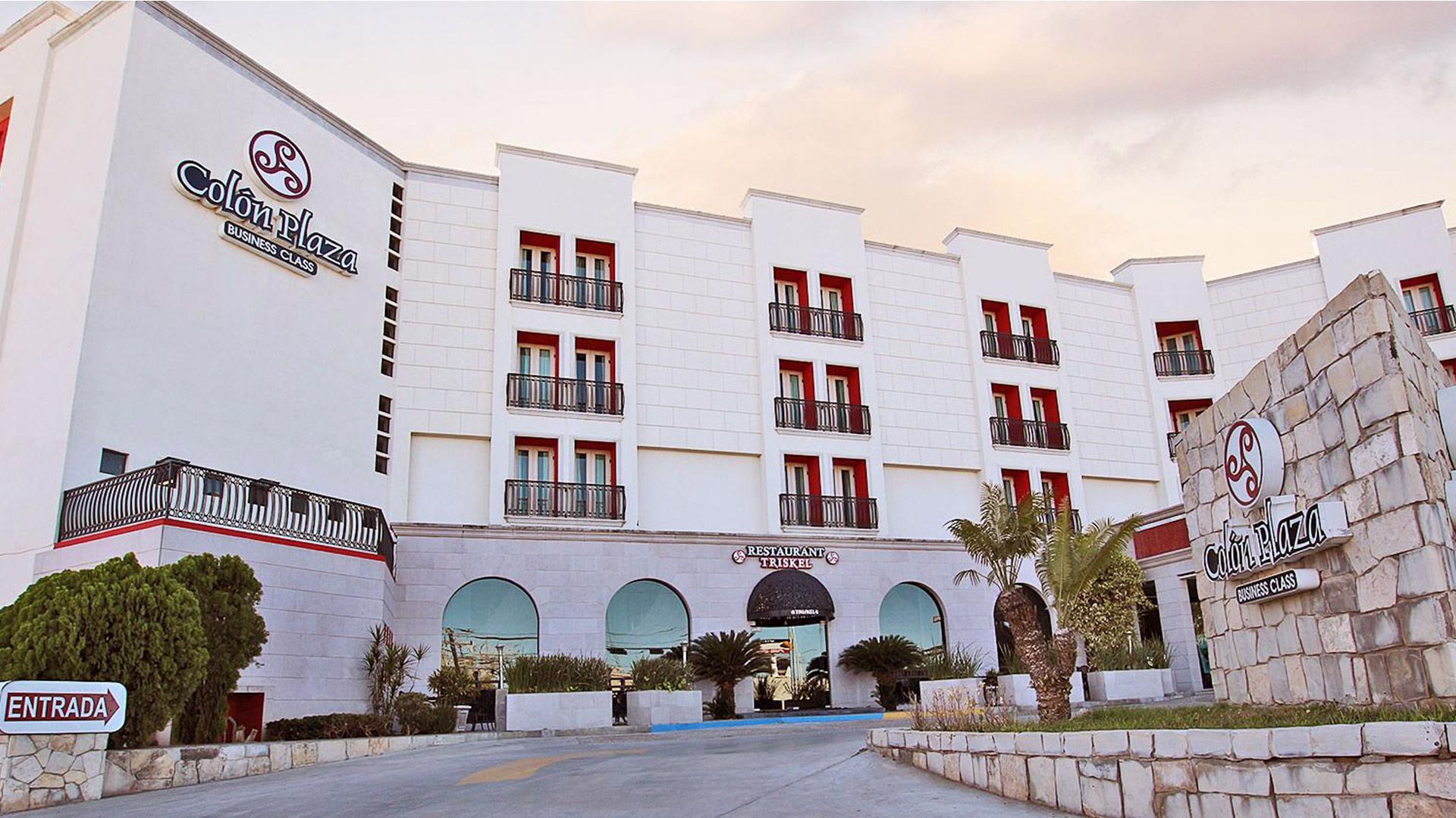 Hotel Colon Plaza Business Class in Nuevo Laredo, Mexico